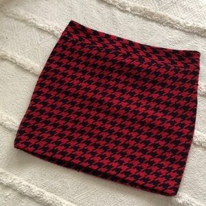 Tommy Hilfiger red‎ and blue patterned skirt size 10 women’s.